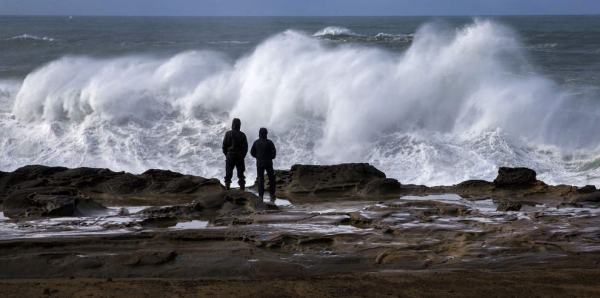 Pacific Ocean winter waves