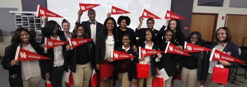 Fourteen Southland College Prep seniors admitted to the University of Houston