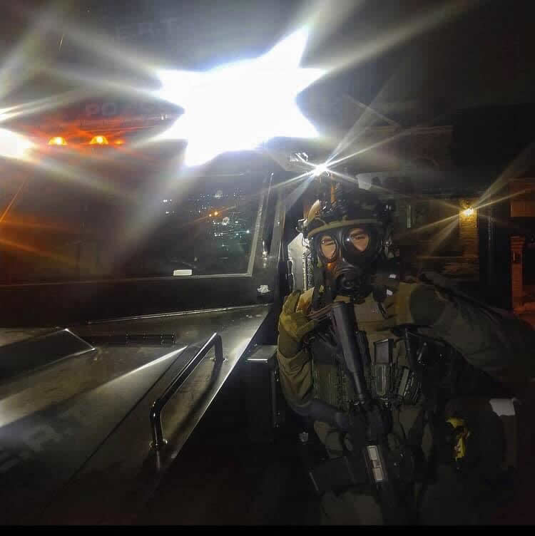 Felony domestic battery where the South Suburban Emergency Response Team (SSERT) was deployed.