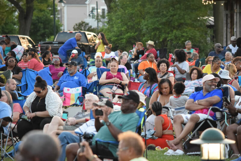 severe weather cancels Main Street Nights, here a full Village Green for July 20 Main Street Nights