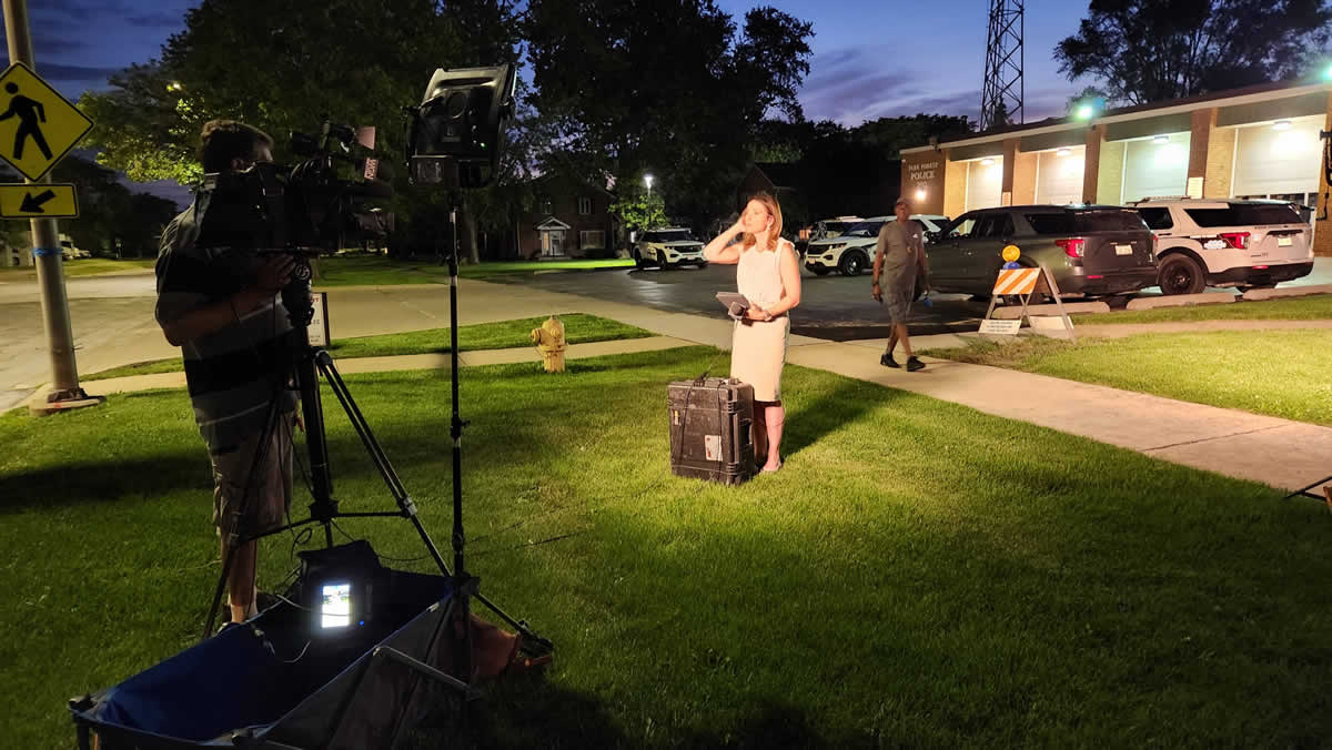 Dana Rebik from WGN reports outside the Park Forest Police Station on the death of Jada Moore.