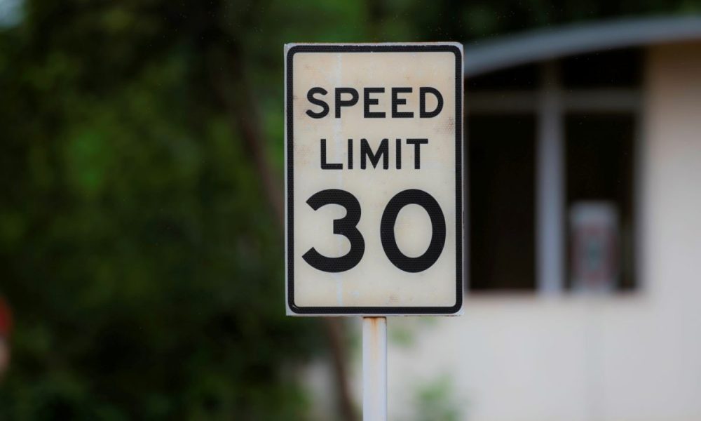 speed limit signs, speed limit 30